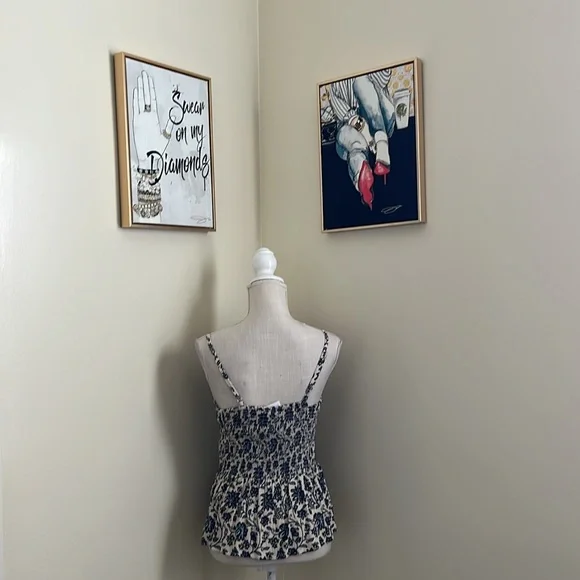 🆕 Angie Sleeveless V-Neck Knot Front Keyhole Border Print - Picture 8 of 12